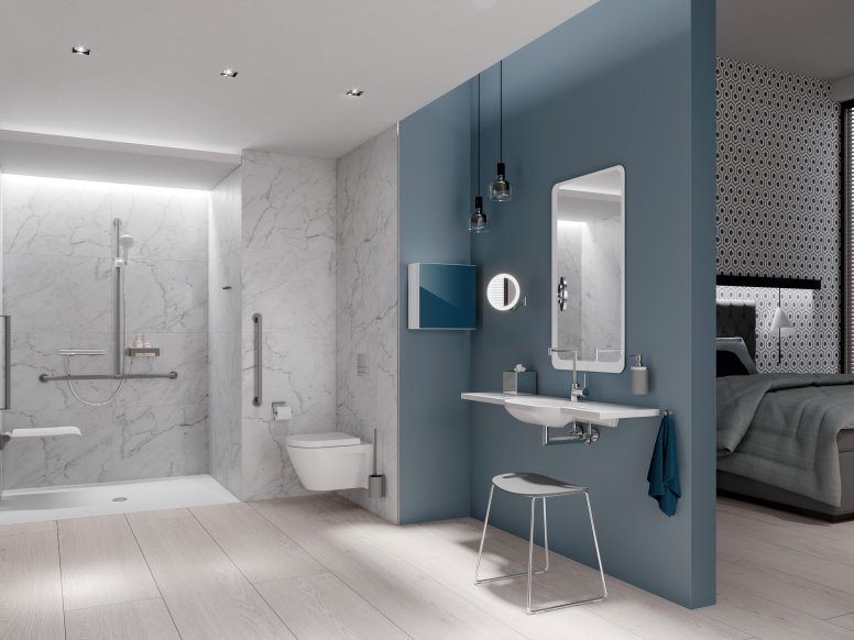 Barrier-free hotel bathroom with washbasin, shower area and WC